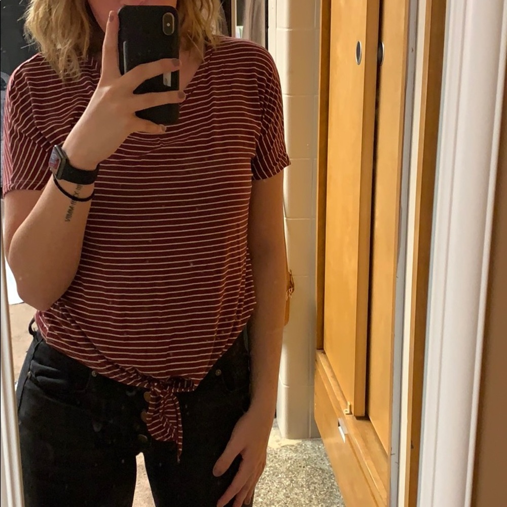 Maroon striped tie-front tee